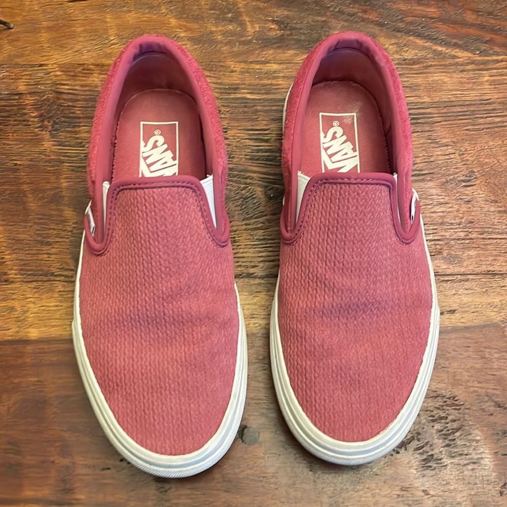 Cute suede vans slip ons. Used in good condition.